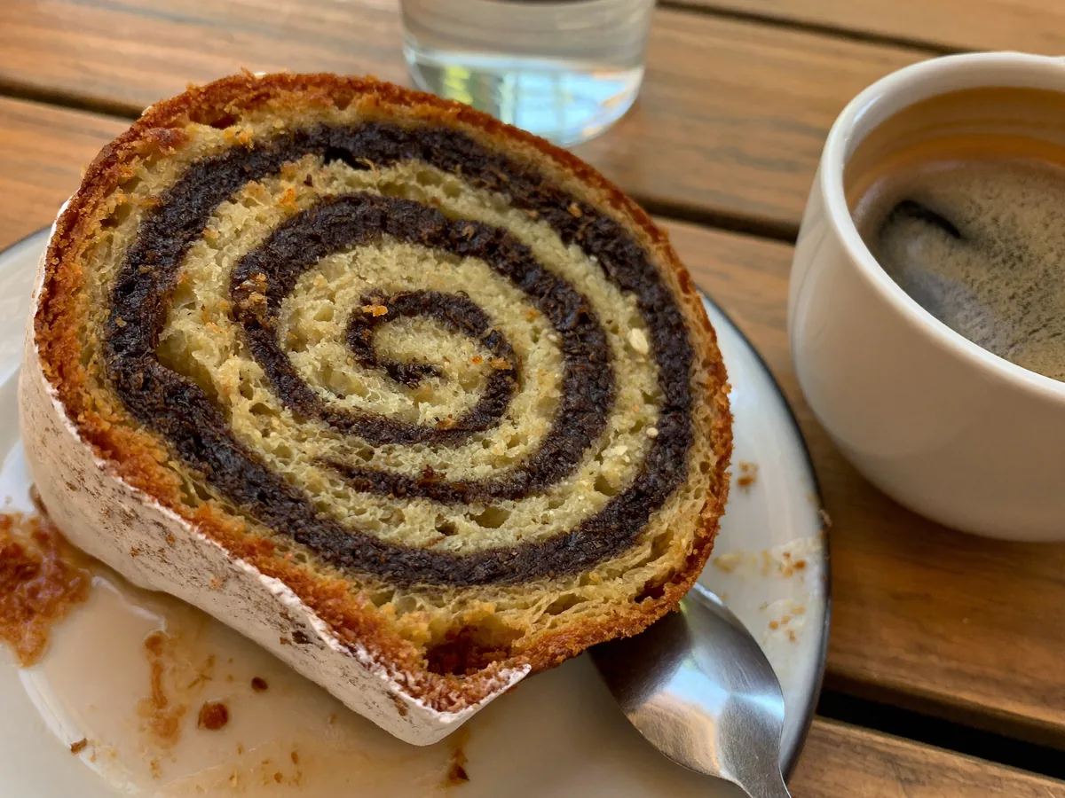 Spekkoek van Surinam Pastry